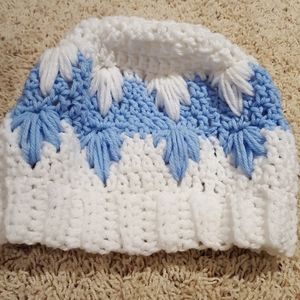 New-WOT Frozen Winter hat, hand crocheted, white blue